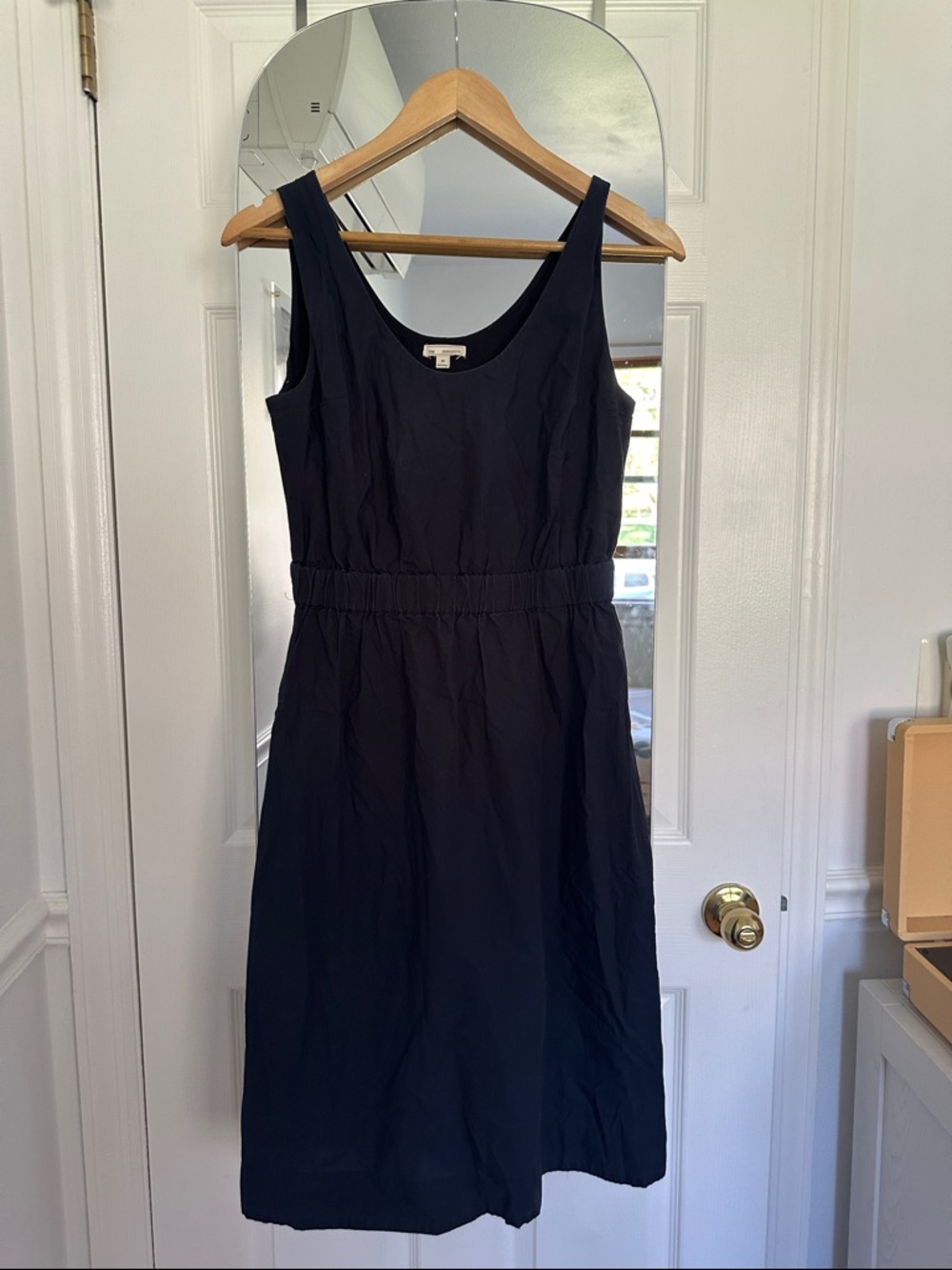 GAP Black Sleeveless Dress